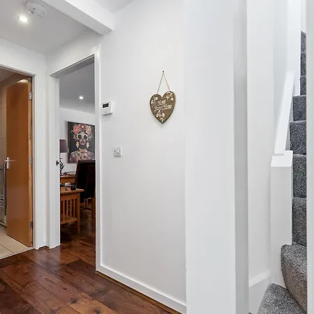Pass The Keys Tannery Mews - Stunning 2-bed With Parking Apartamento *