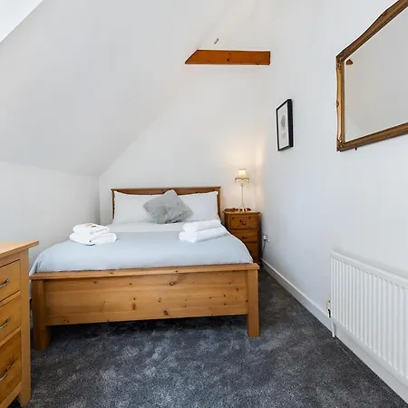 Pass The Keys Tannery Mews - Stunning 2-bed With Parking شقة