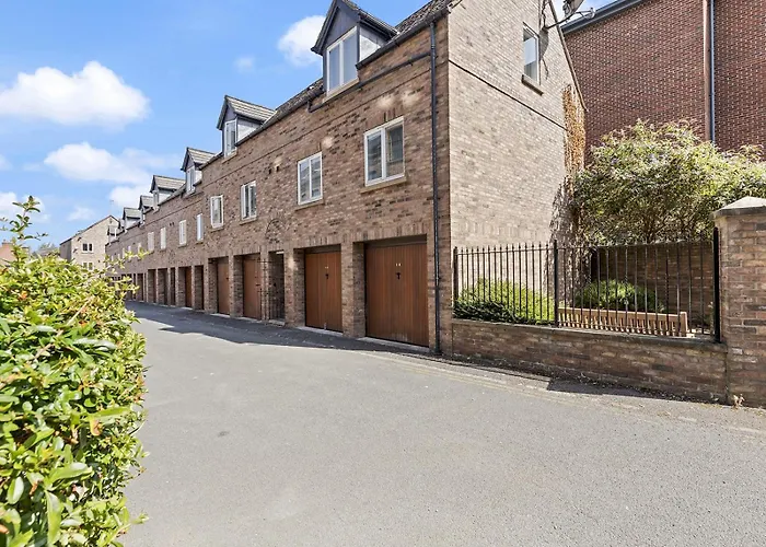 Pass The Keys Tannery Mews - Stunning 2-bed With Parking Appartement York