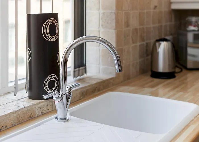 Apartment Pass The Keys Tannery Mews - Stunning 2-bed With Parking