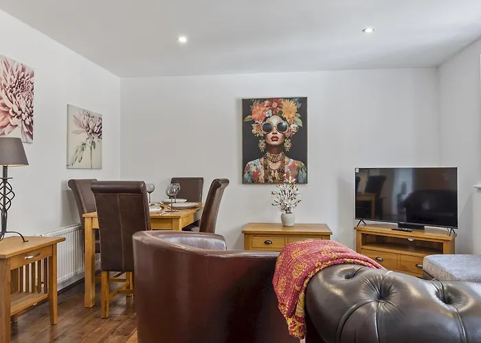 Pass The Keys Tannery Mews - Stunning 2-bed With Parking Apartment York
